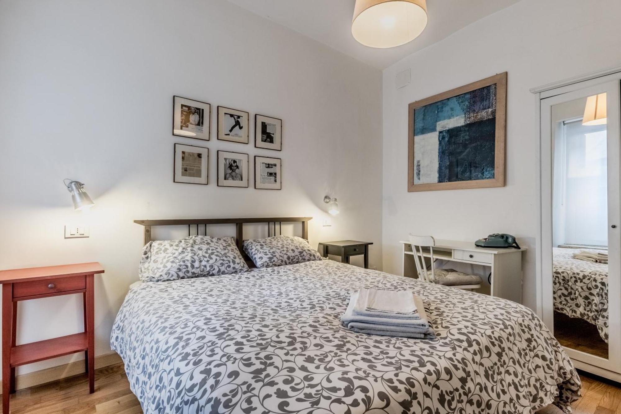 The Ancient Volute Apartment *